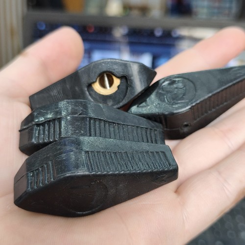 3 WAY VALVE KEY BLACK